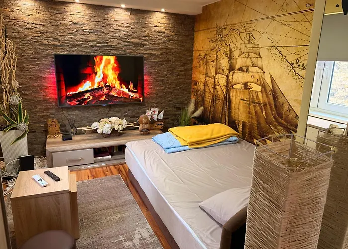 U Jevrejskoj Apartamento *